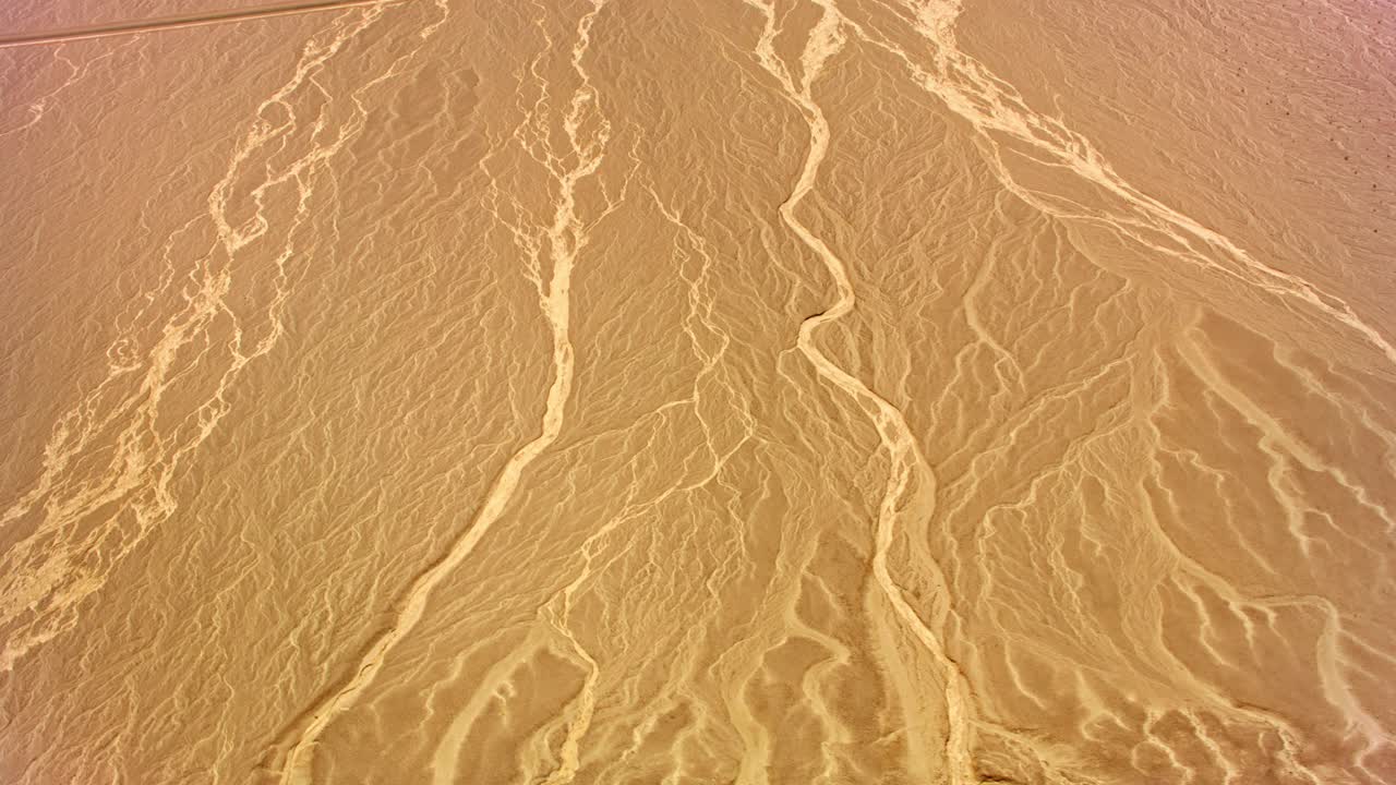 空中干涸的河床死亡谷，加利福尼亚，美国视频素材