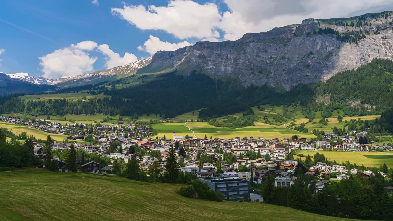 时光流逝-瑞士格劳本登的小镇风景视频下载