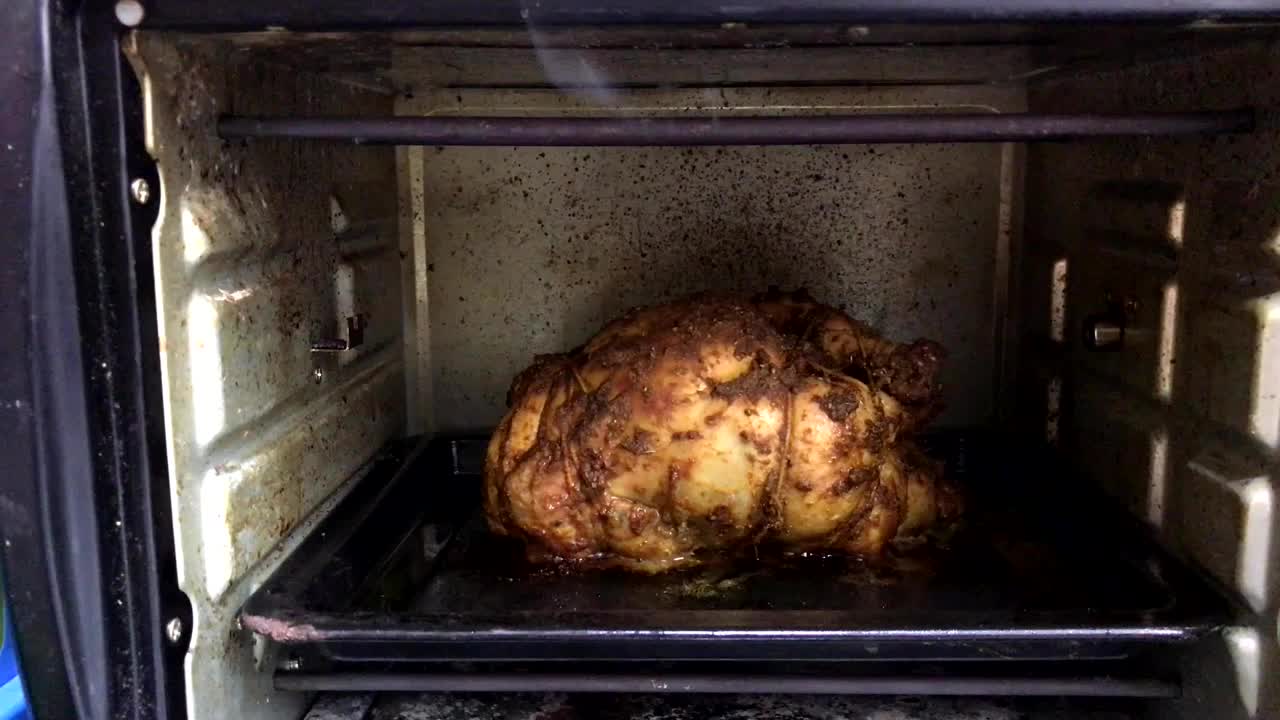 鸡肉烤视频下载