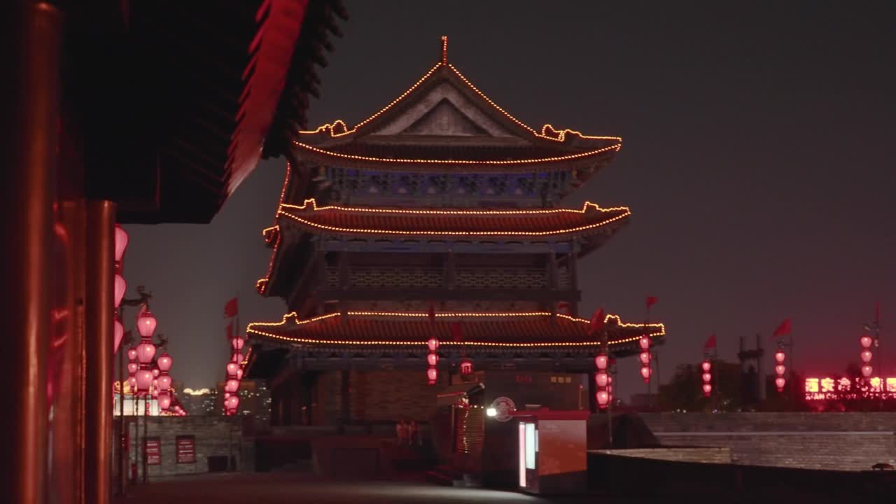 古城墙夜景/中国陕西西安视频素材