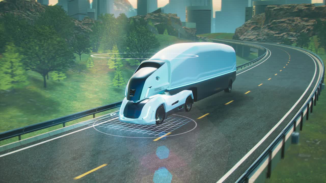 未来自动驾驶电动卡车在高速公路上行驶，传感器扫描周围环境。视频素材