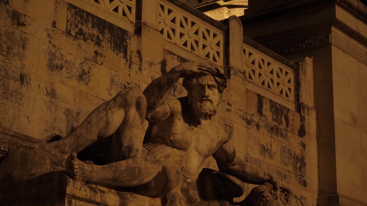 维克多·伊曼纽尔二世国家纪念碑（维托里亚诺），威尼斯广场，罗马，意大利视频下载