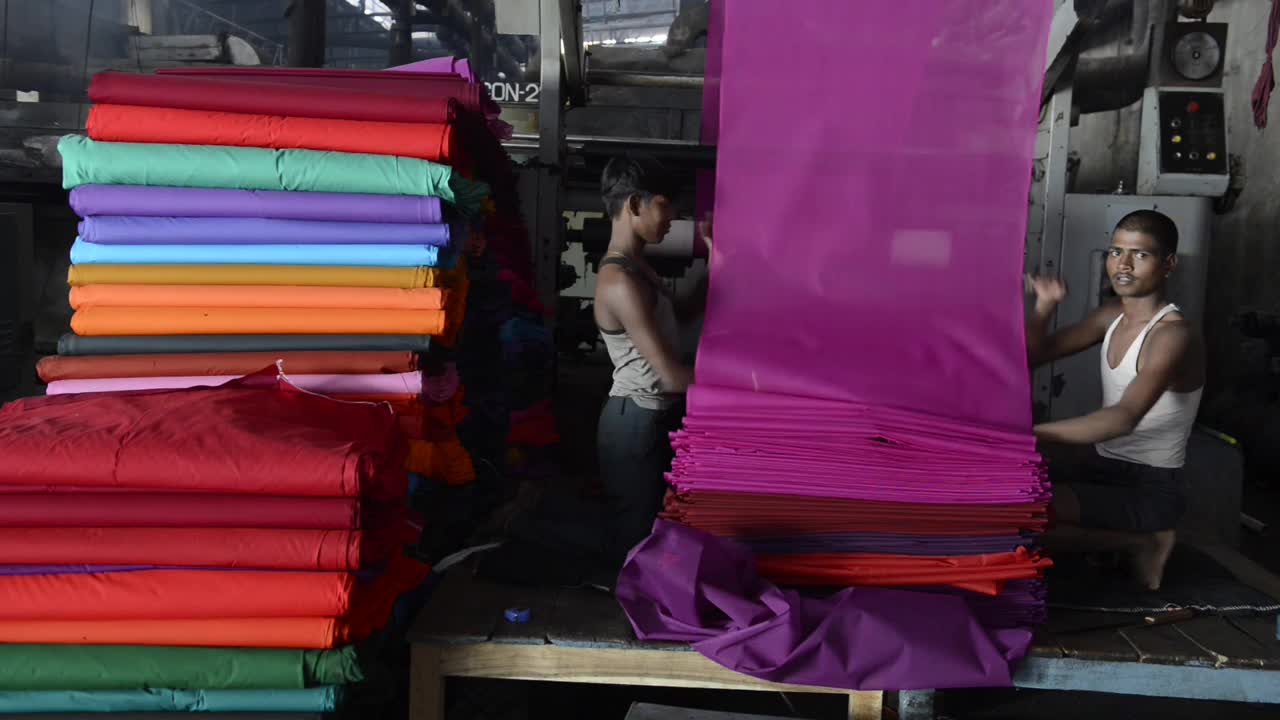 印度的纱丽工厂视频下载