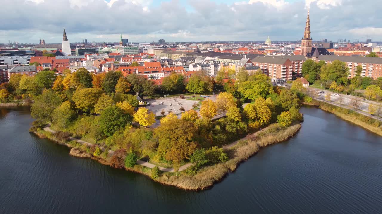 次穿越克里斯钦港哥本哈根城市:视频素材