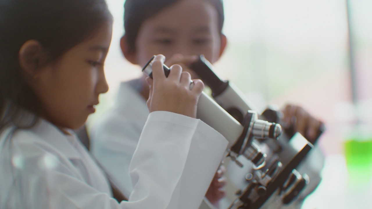 女科学家，小女孩的梦想视频素材