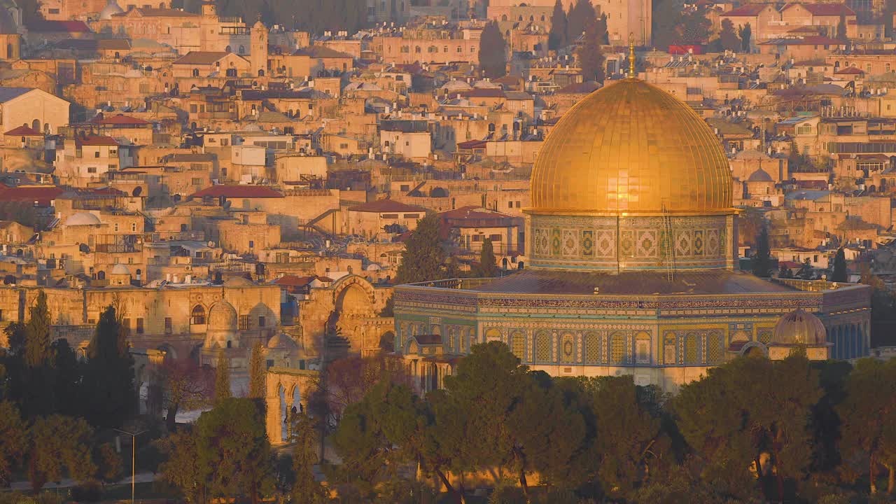 耶路撒冷旧城日出时的城市景观视频素材