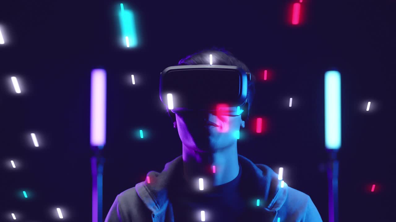 超时空VR虚拟现实游戏，男女超时空虚拟数字世界技术游戏，用VR护目镜控制未来数字技术视频素材