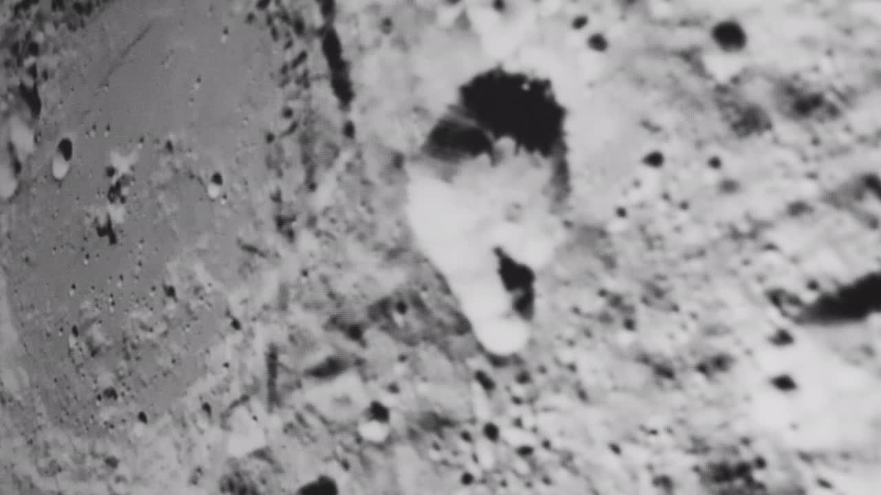 从太空看到的月球表面视频下载