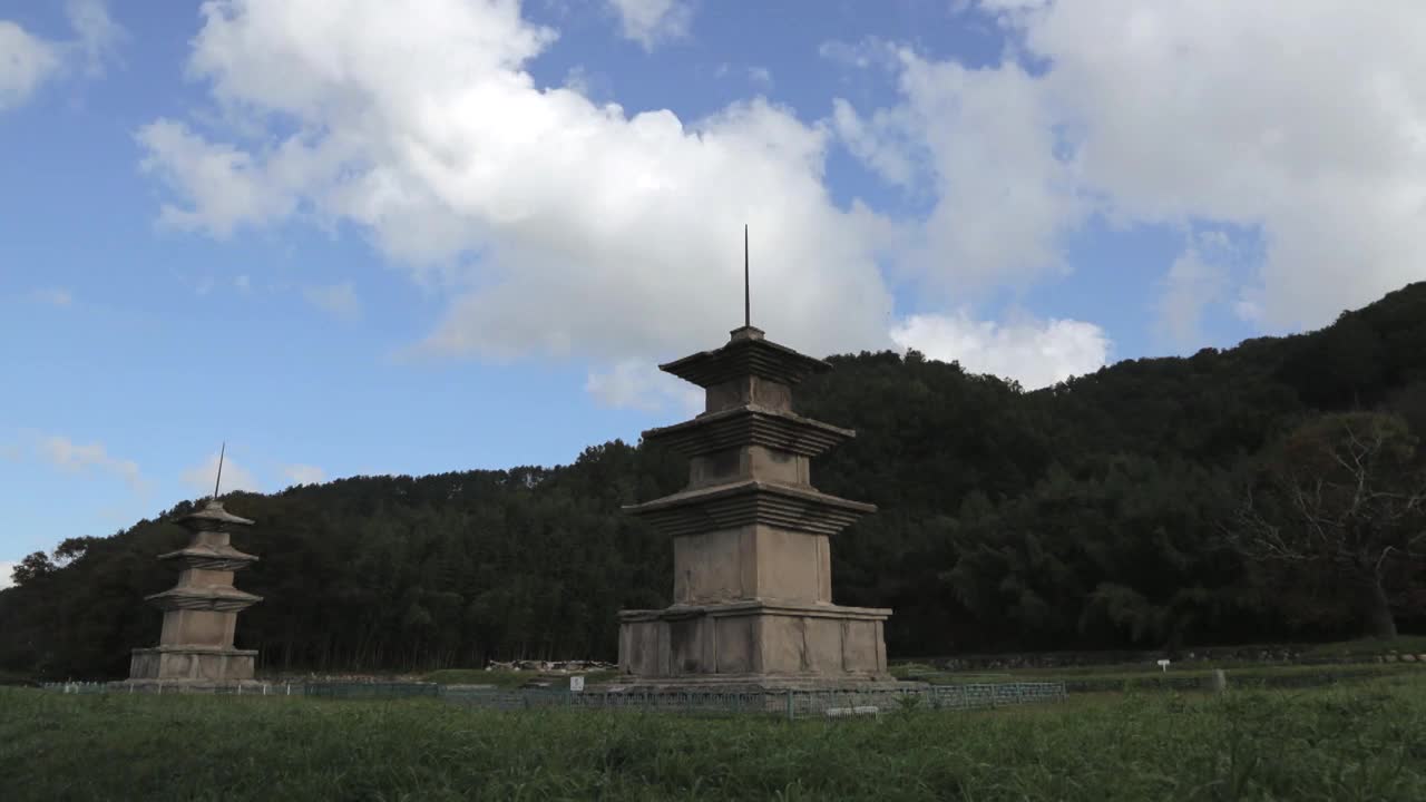 韩国庆尚北道庆州市，Gameunsaji 3故事塔的景色视频素材