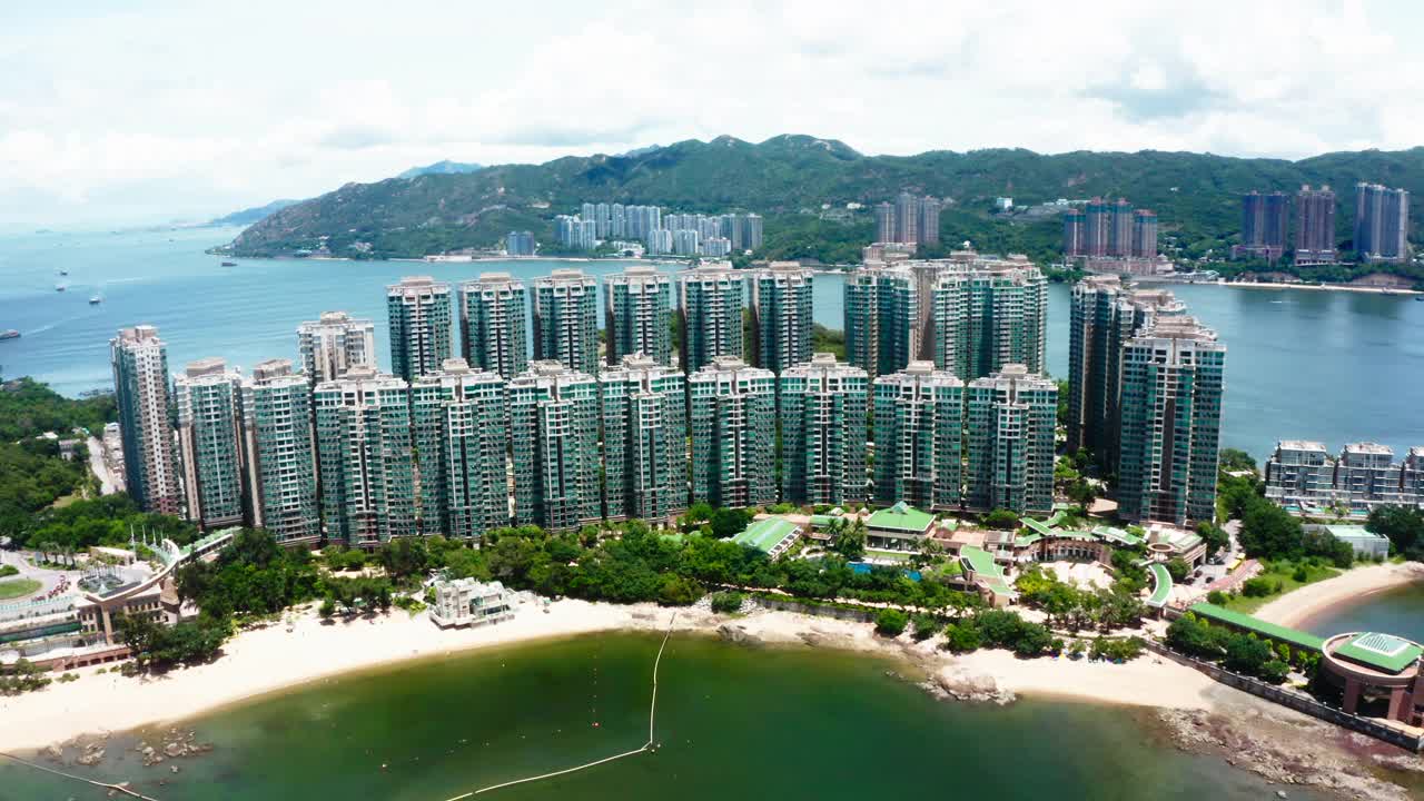 航拍香港马湾海滨公寓大楼视频下载