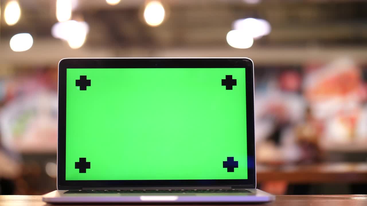 绿色屏幕显示笔记本电脑视频下载