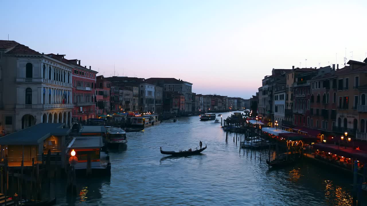 意大利威尼斯大运河黄昏视频下载