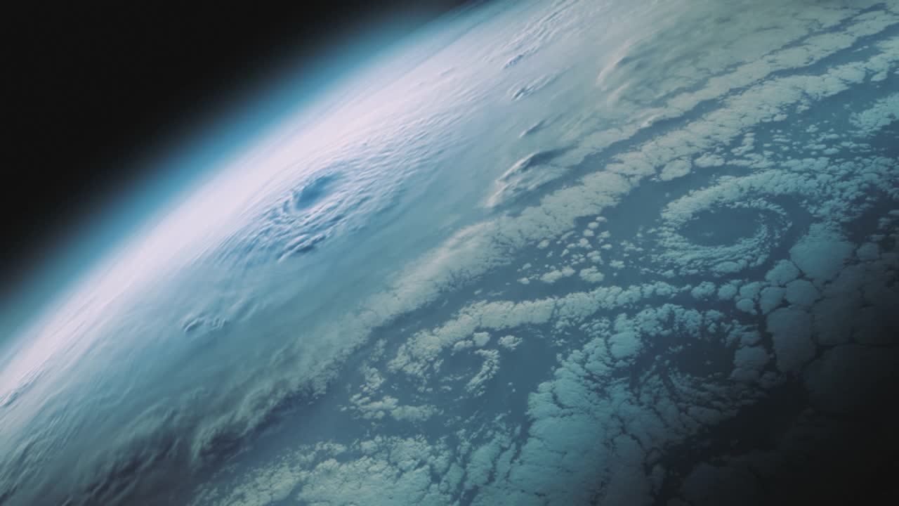 巨型飓风、台风形成。从外太空，地球轨道上看。视频素材