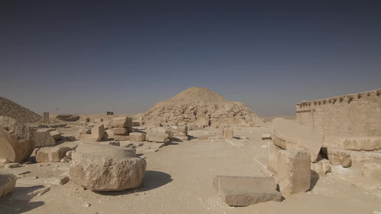 斯坦尼康拍摄的萨卡拉乌纳斯金字塔视频下载