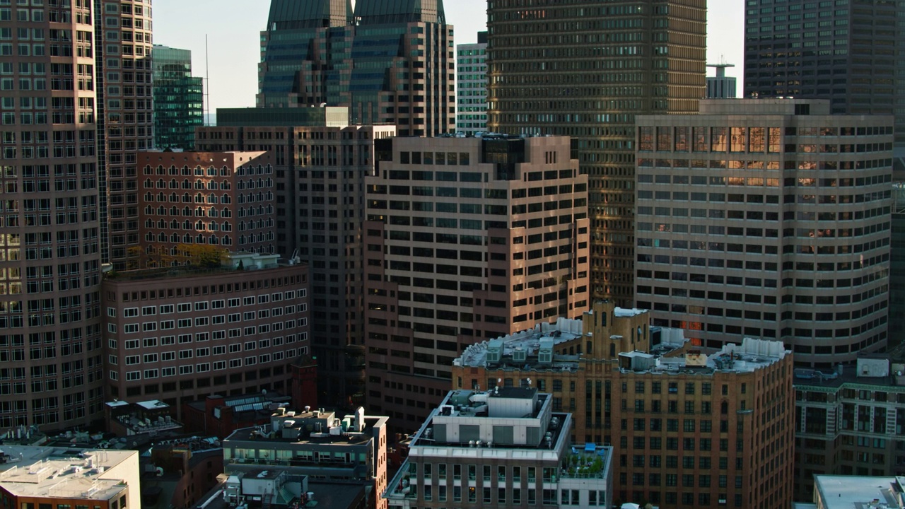 办公大楼在波士顿市中心，麻州-空中视频素材