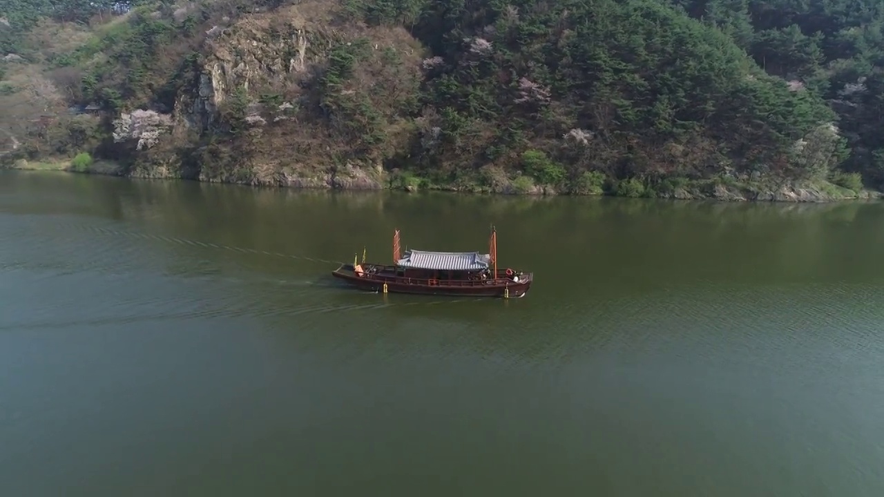黄麻帆船附近的金刚江/扶余郡，忠南道，韩国视频下载