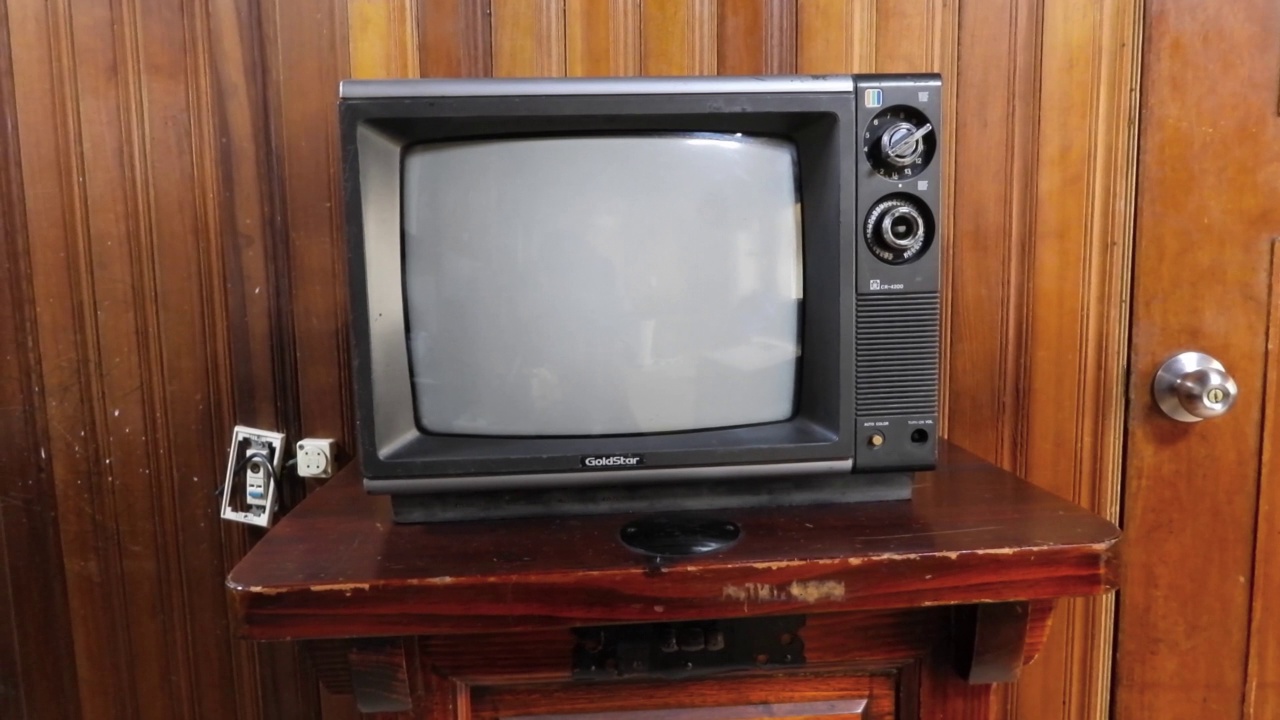 金星电视与旋转转盘制造于1980年代/韩国视频下载