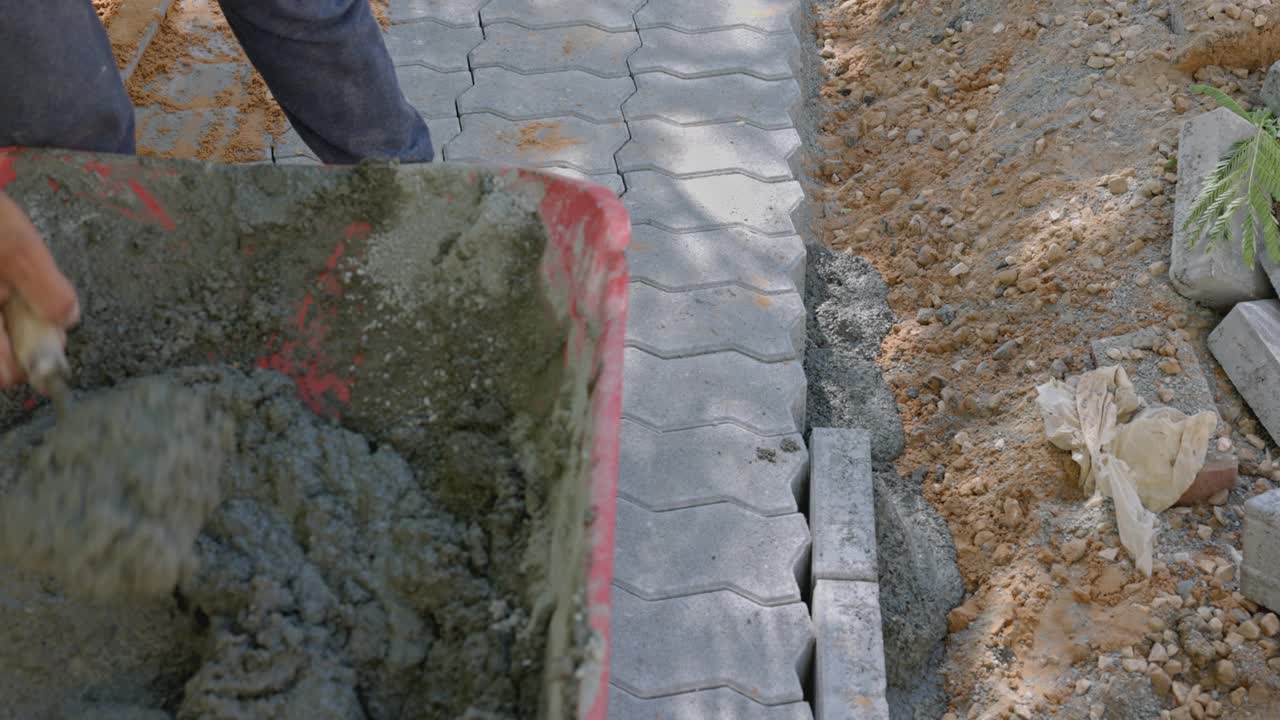 石匠建筑联锁路面视频下载