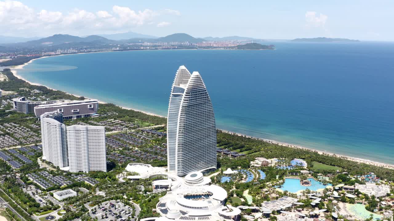 无人机拍摄的中国三亚海棠湾视频素材