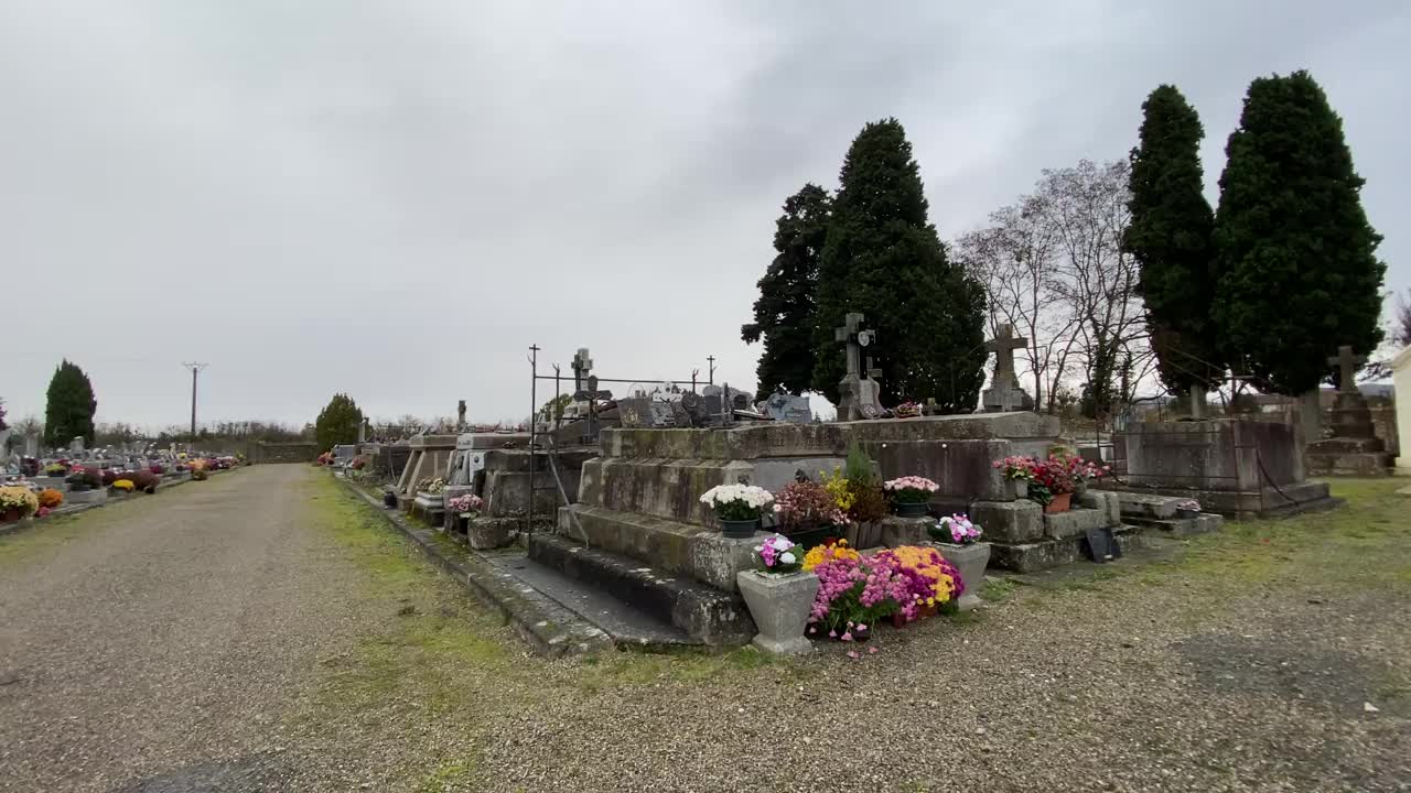 公共墓地欧洲死亡人隐喻生命死亡疾病老化视频下载