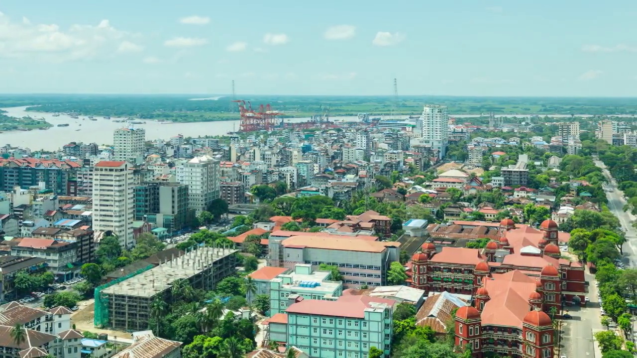 缅甸仰光市上空的云朵视频素材