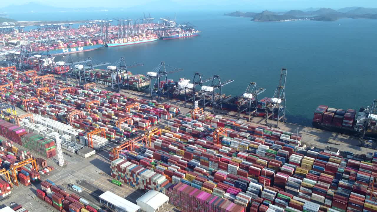 中国深圳盐田港集装箱码头航拍照片视频素材