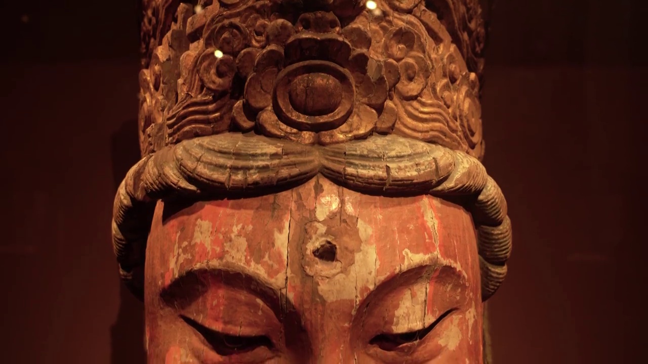 古代中国佛像脸特写视频素材