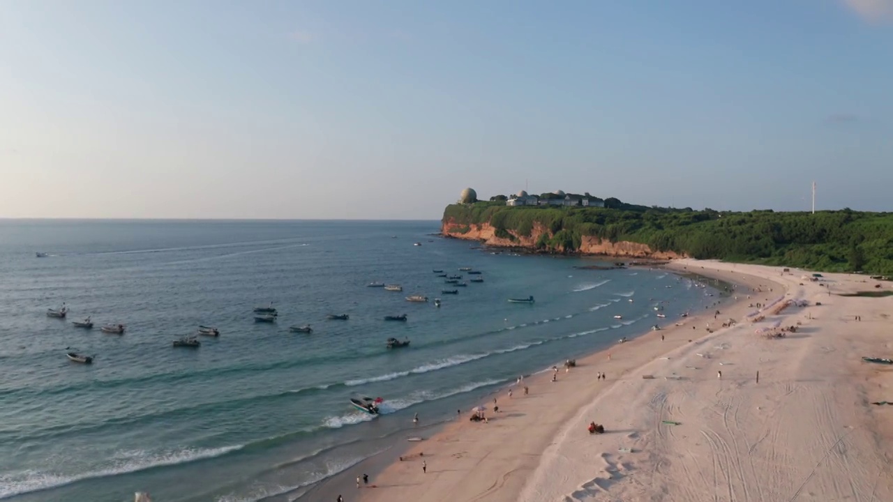 傍晚海岛风光，航拍中国渔村视频下载