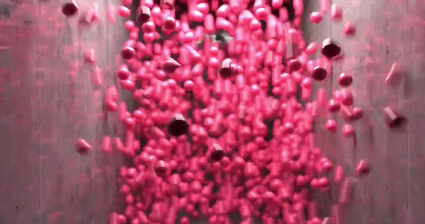 红色的球落在混凝土房间里视频素材