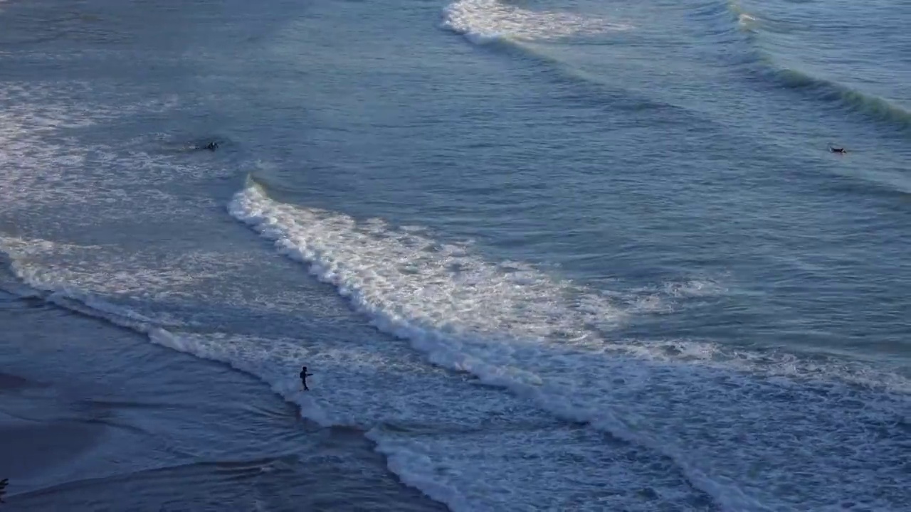 印第安海滩俄勒冈建立射击和一些冲浪者视频下载