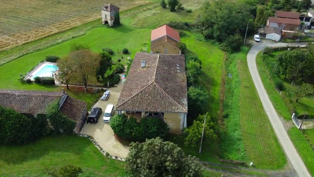 一个乡村法国家庭租赁视频下载