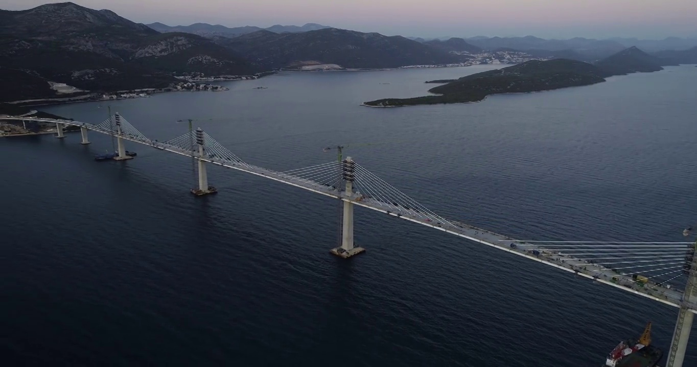 克罗地亚斯顿佩列斯基桥的鸟瞰图。视频素材