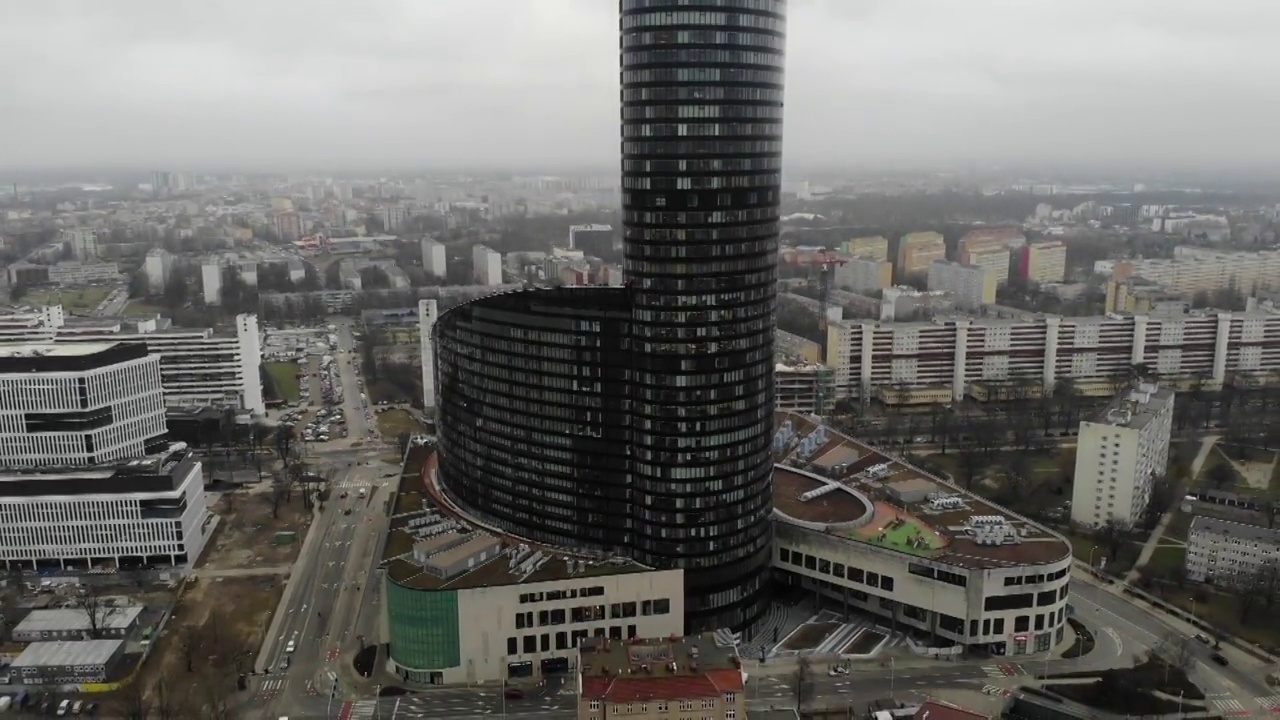 弗罗茨瓦夫的天空塔视频素材