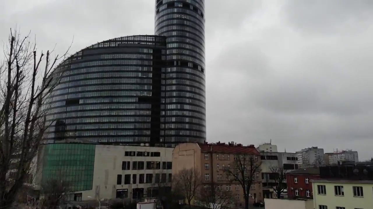 弗罗茨瓦夫的天空塔视频下载