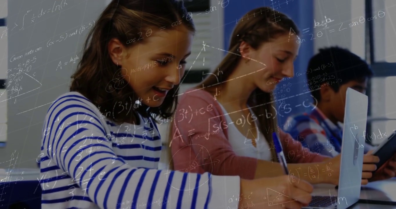 数学公式的动画在课堂上呈现给学生视频素材