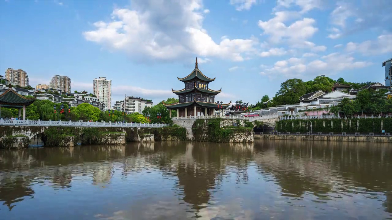 中国贵州贵阳市标志性建筑——嘉秀塔的4K延时摄影视频素材