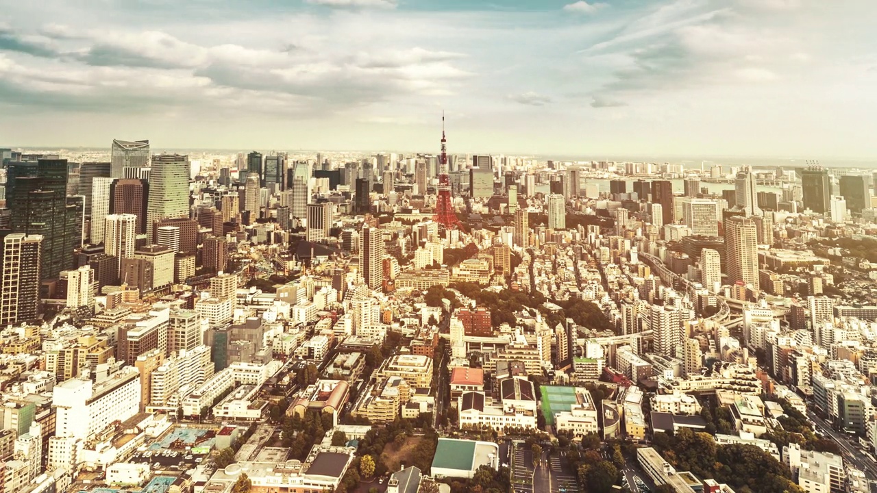 东京塔从白天到夜晚的时间推移，日本东京视频下载