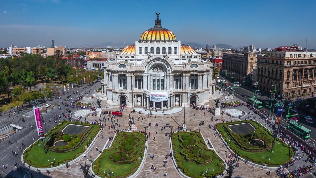 放大墨西哥城历史中心的人口和交通的时间推移视图，墨西哥视频素材