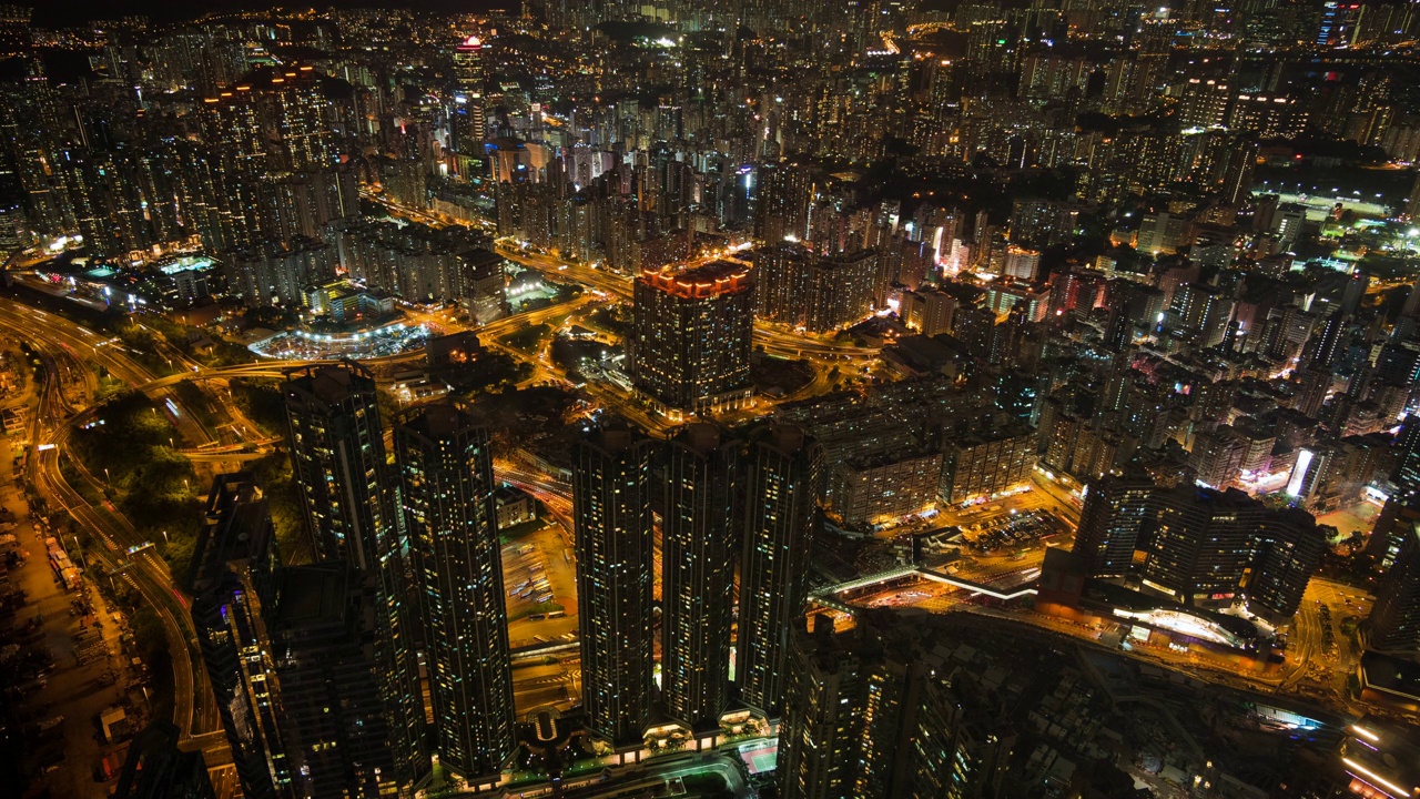 中国香港是亚洲主要的商业及金融中心，也是世界上人口最密集的城市之一视频素材