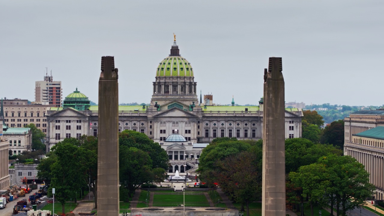 鸟瞰宾夕法尼亚州议会大厦视频下载