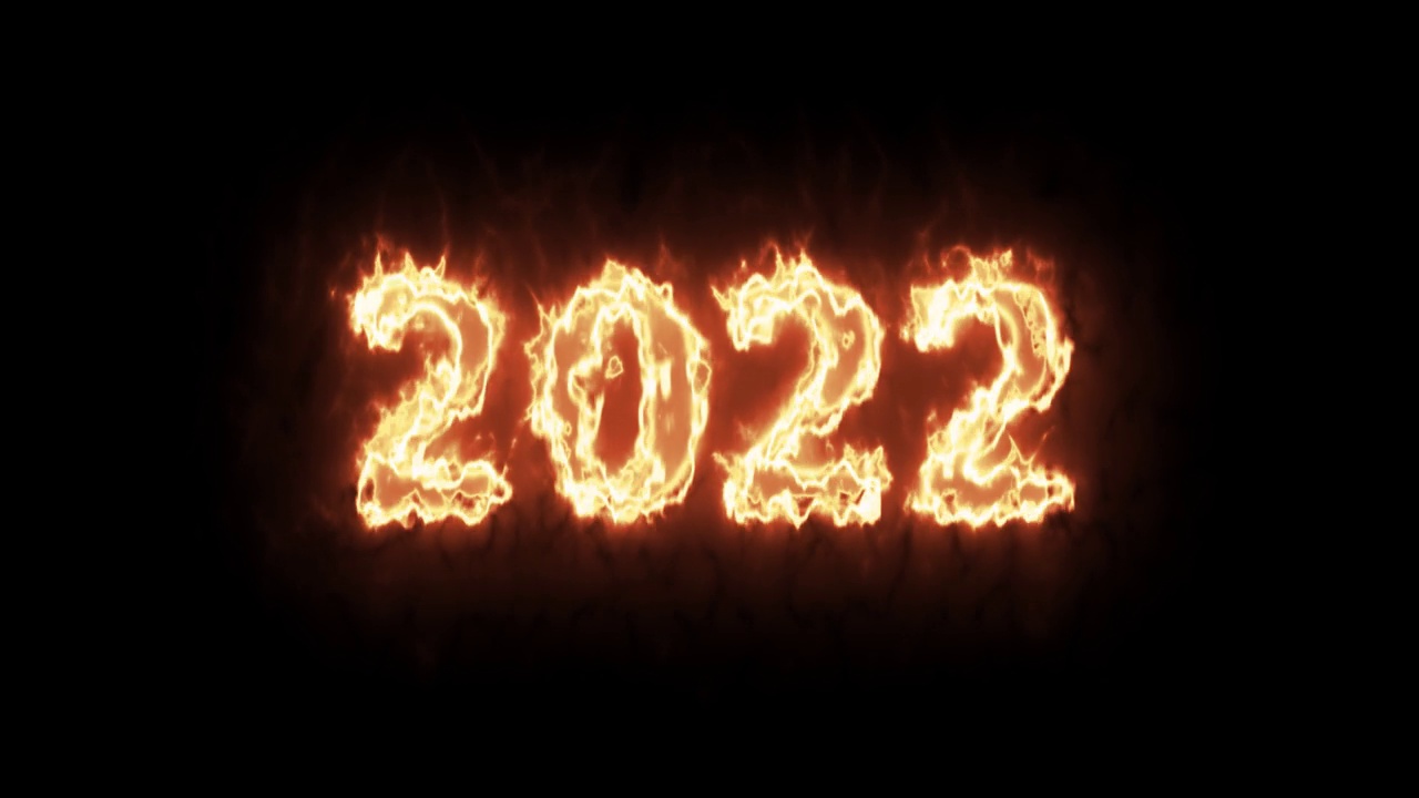 新年快乐2022，火焰火焰燃烧文本在黑色背景，圣诞节，倒计时，日历，周年纪念视频下载