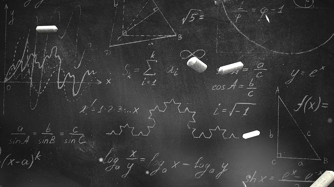 黑板上的数学公式和元素视频素材