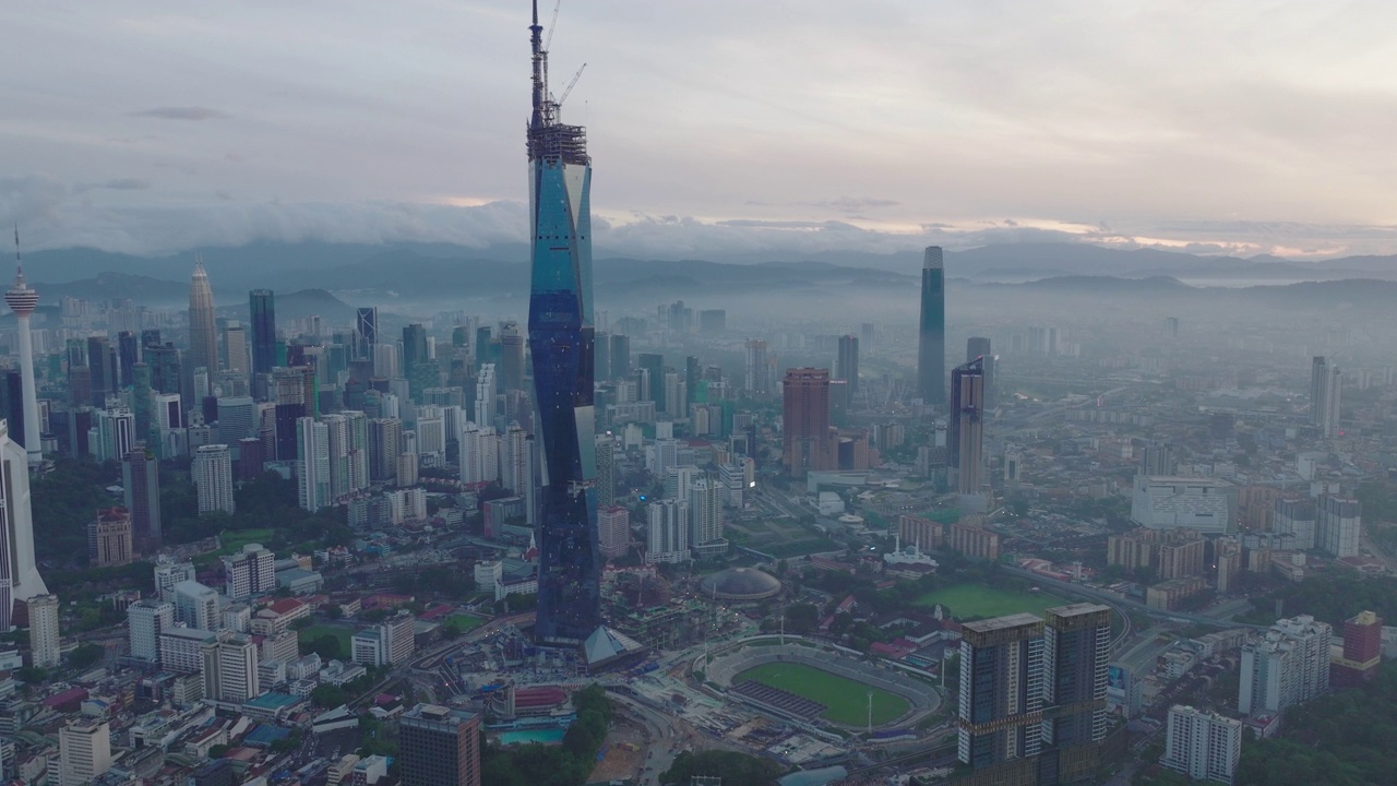 无人机拍摄的马来西亚最高建筑视频素材