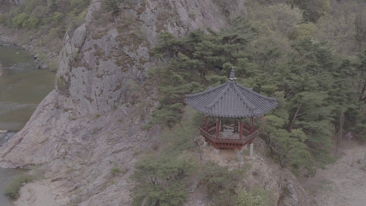 韩国忠清北道永东郡月流峰和曹江川亭的自然风光视频素材