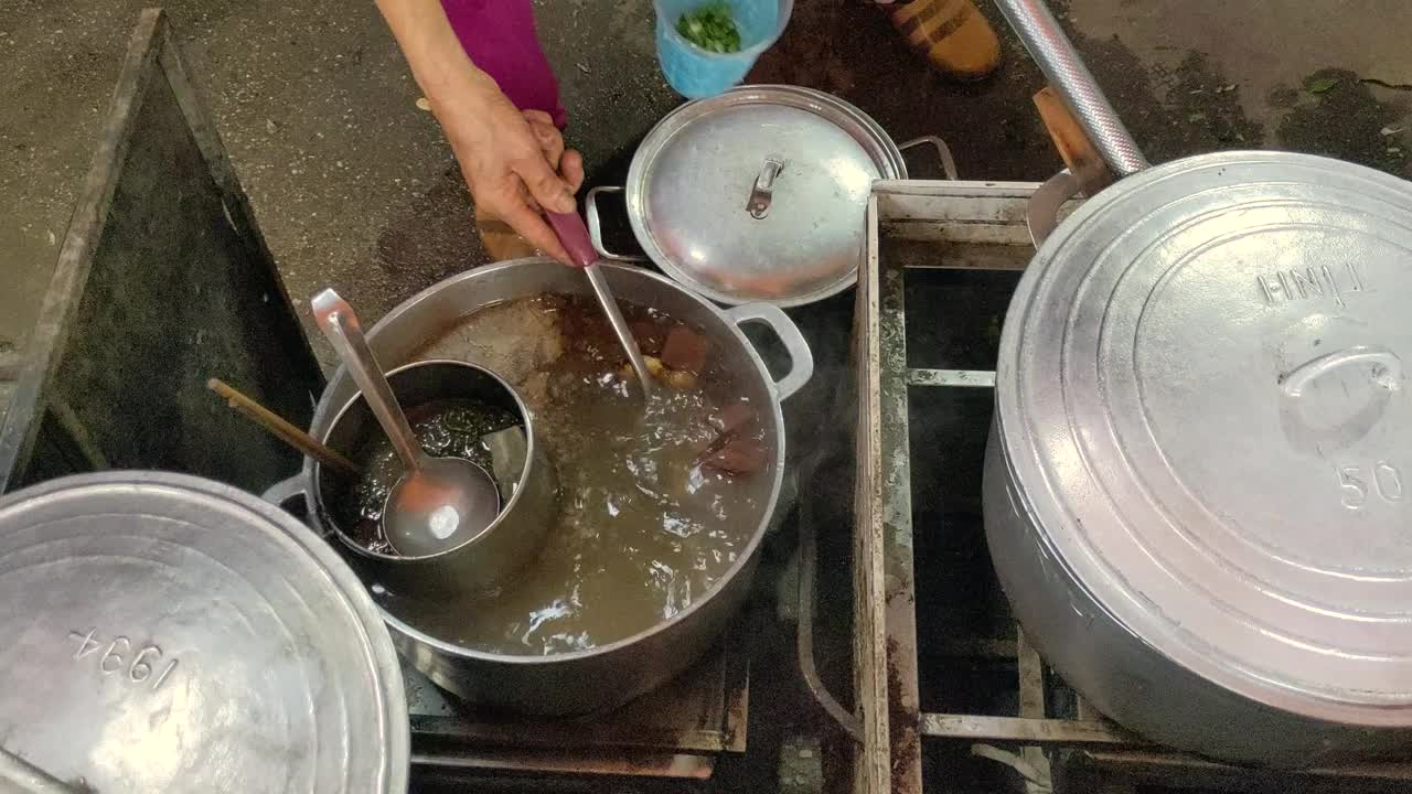 越南血饼和粥，稀饭视频下载