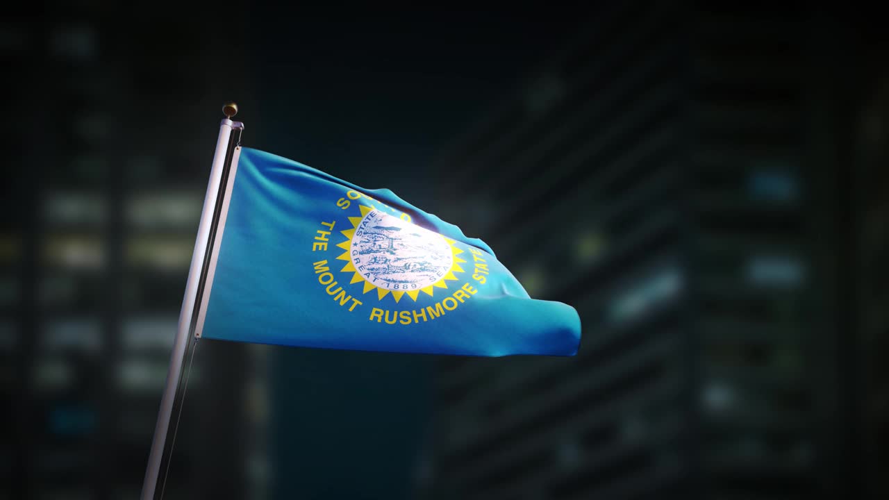 南达科他州的旗帜在夜晚飘扬。3d渲染动画4k。视频素材