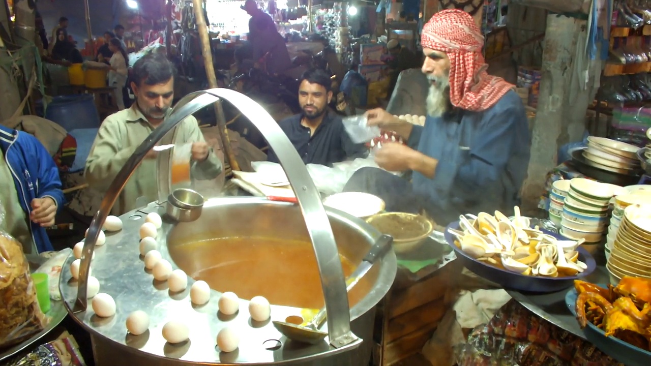 街上卖汤的小贩视频下载