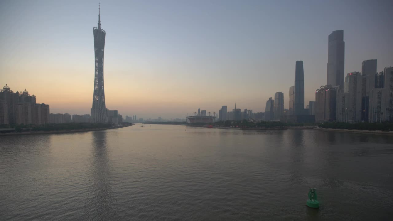 日落时分的广州城市景观视频素材