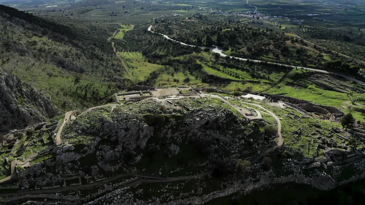 迈锡尼考古遗址的鸟瞰图视频下载