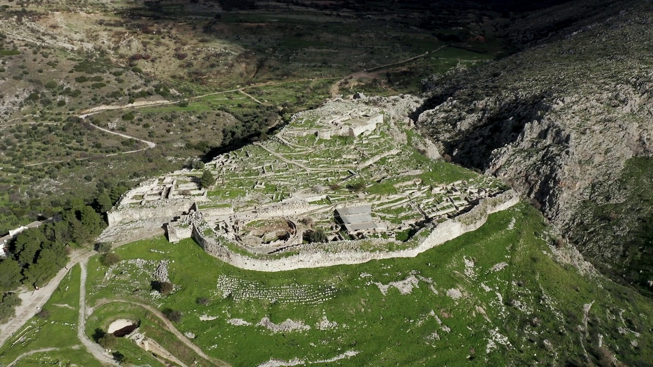 迈锡尼考古遗址的无人机视图视频下载